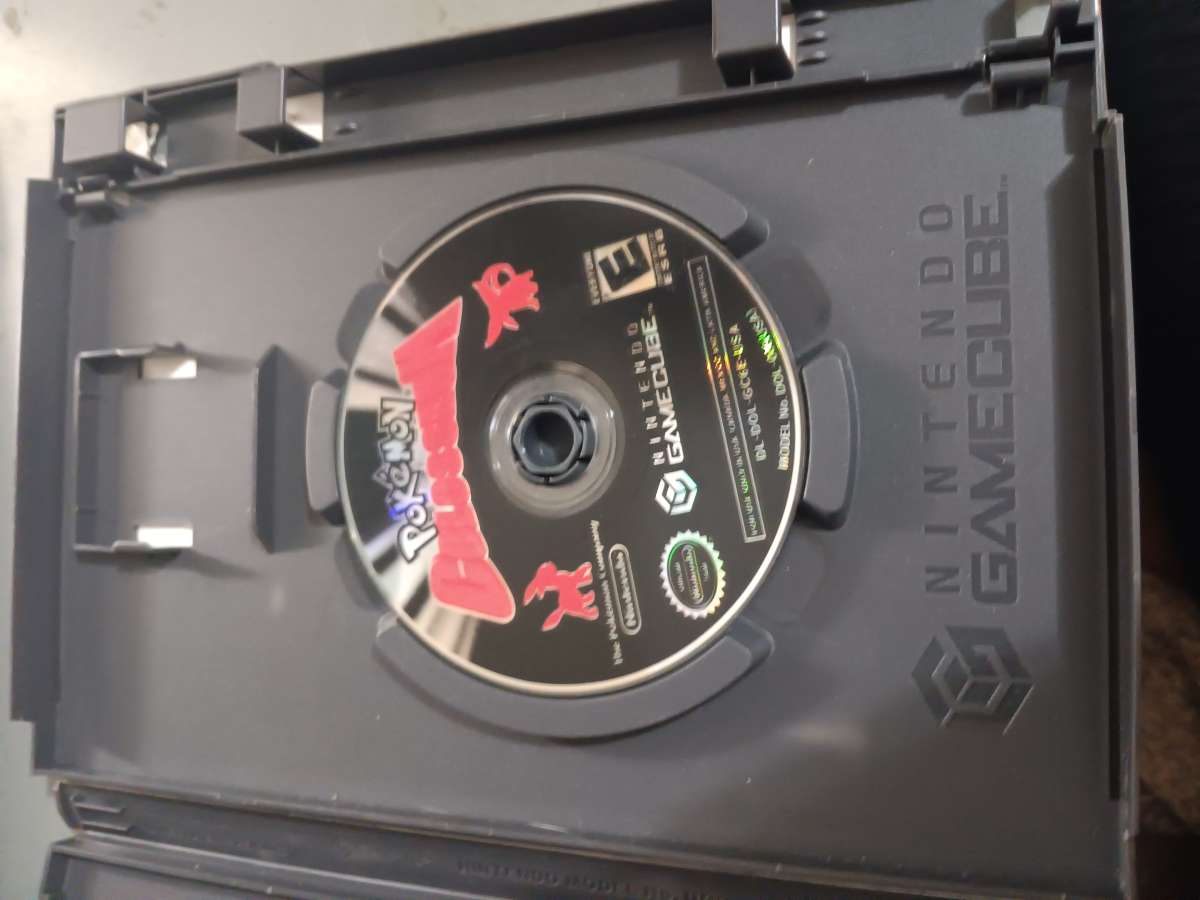POKEMON COLOSSEUM GAMECUBE