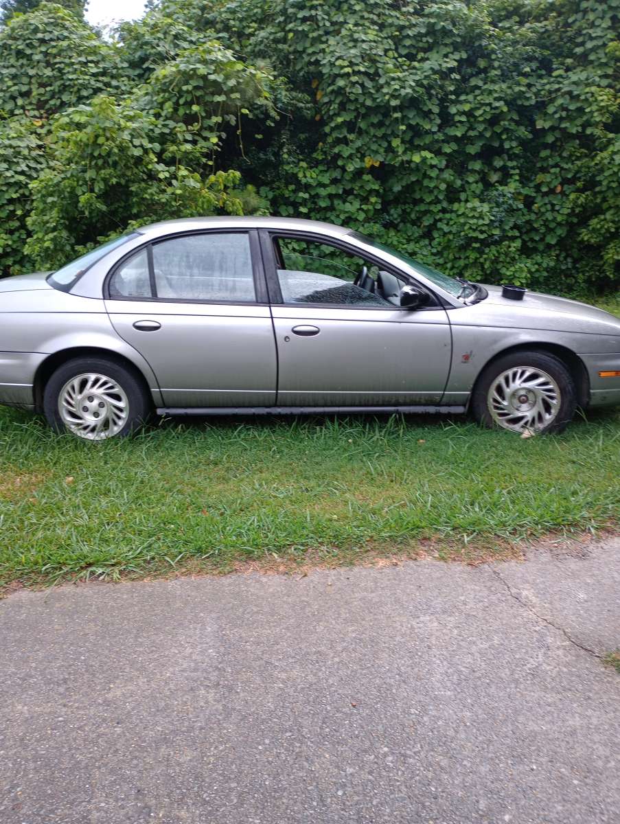 1998 Saturn sedan 4dr