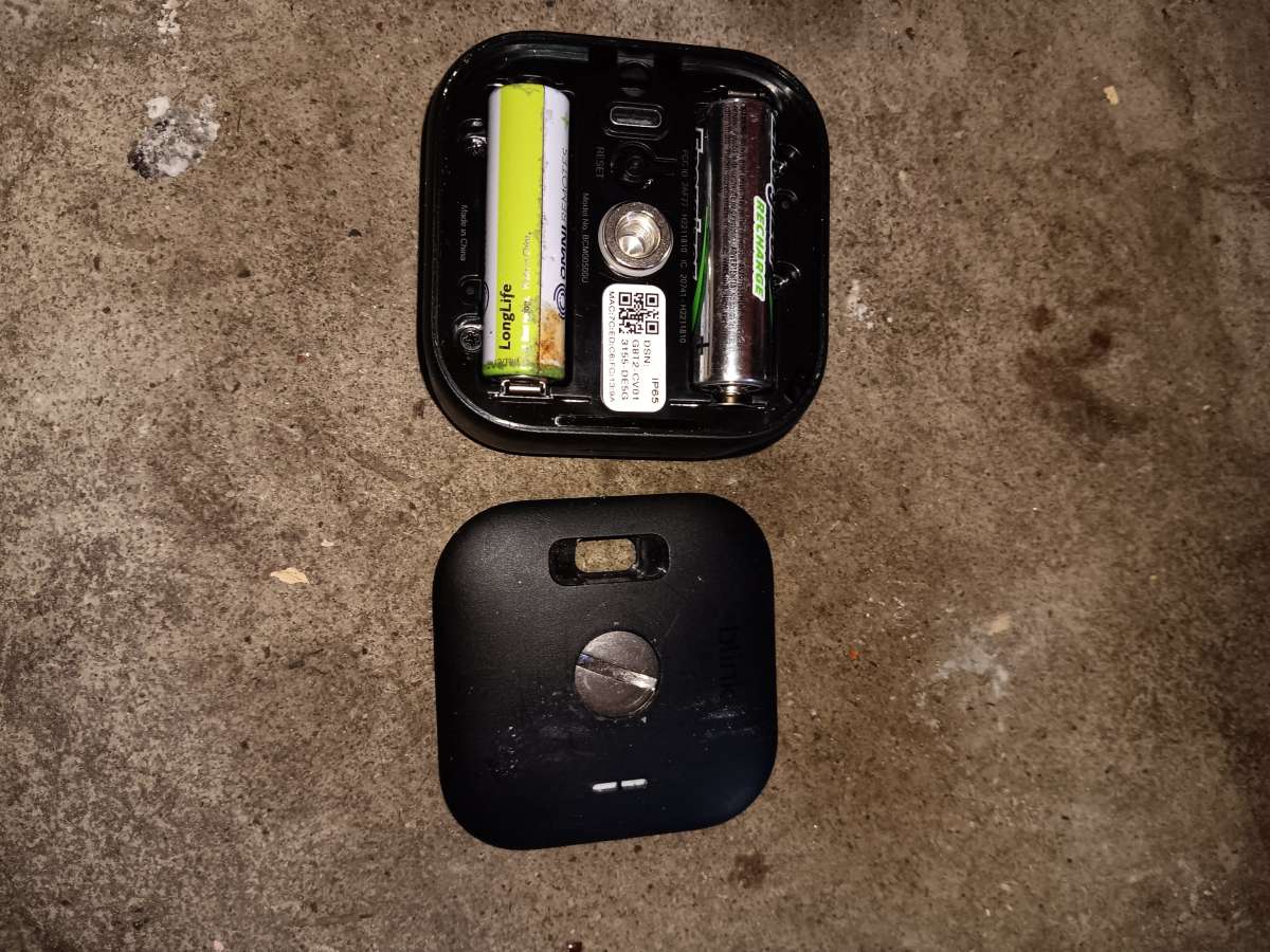 Blink Outdoor 4 4th Gen  Wirefree smart security camera twoy