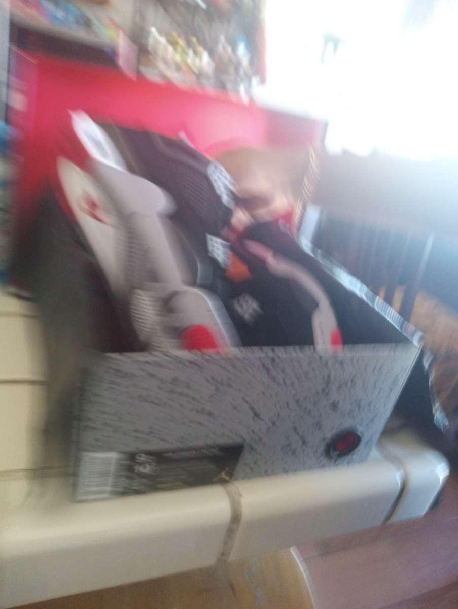 shoes men size 9 Jordan bread 4