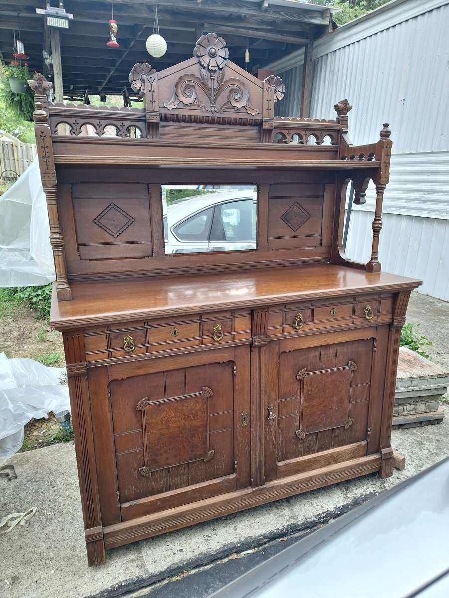 hutch round 5 leaf table 6 chairs