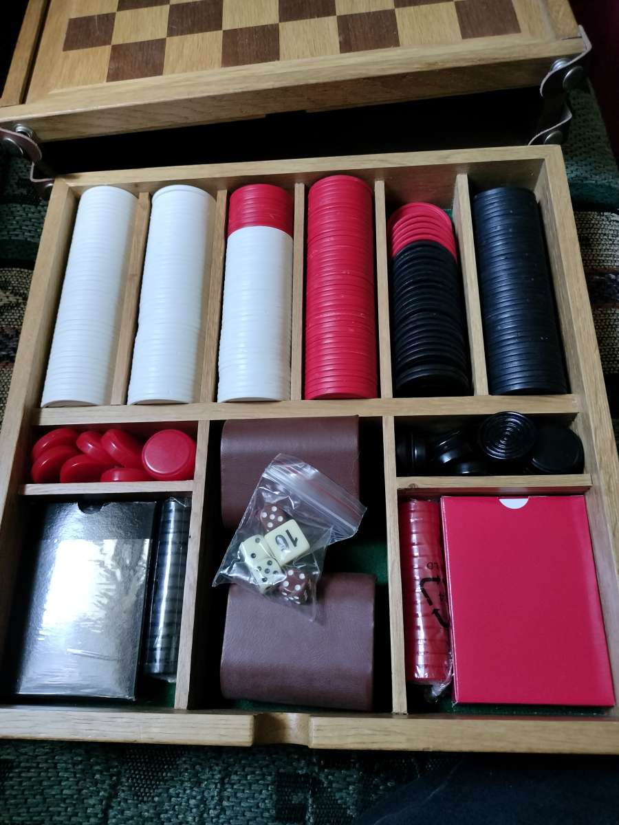 Checkers and Backgammon combo game