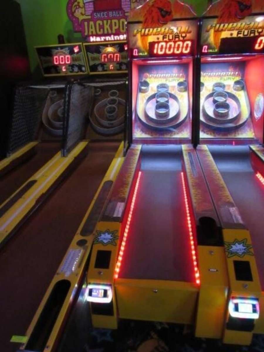 Skee Ski Ball Machine  RRR Games