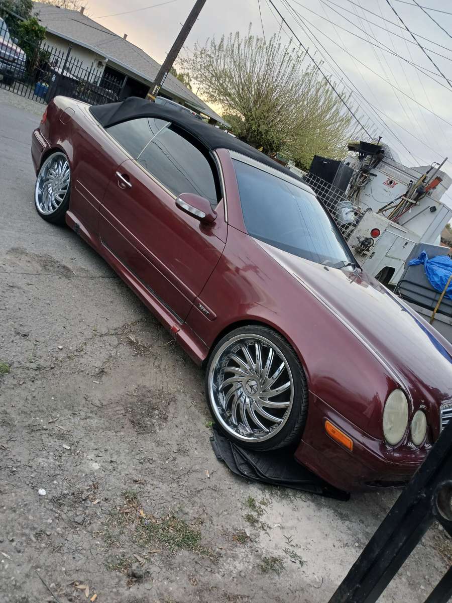 2002 Mercedes clk320