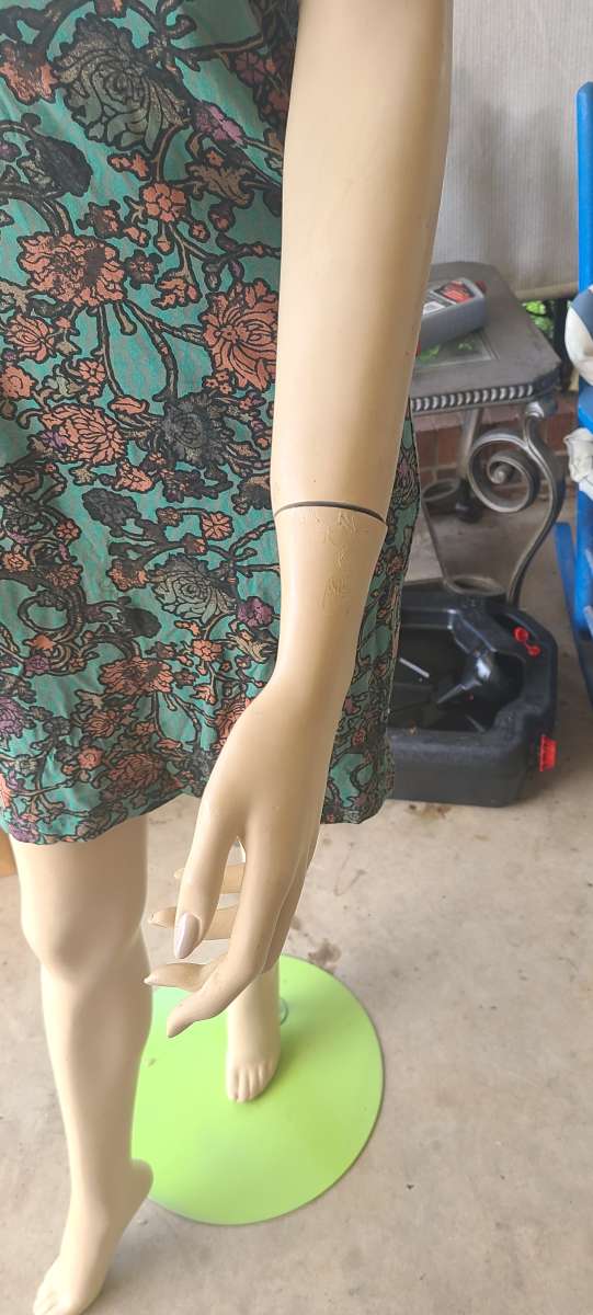 Female Mannequin