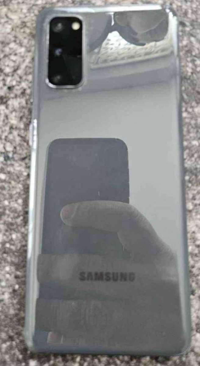 SAMSUNG GALAXY S20