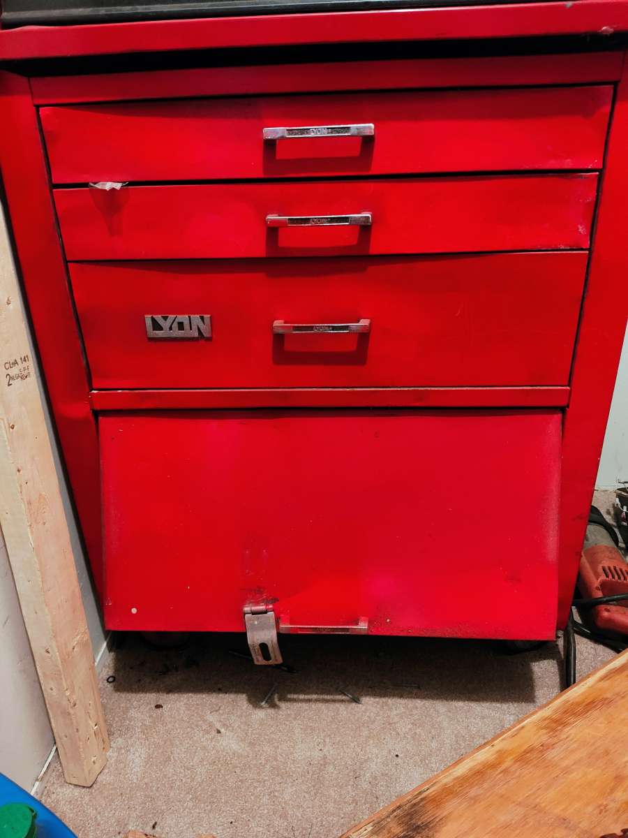 toolboxes leafblowers ect