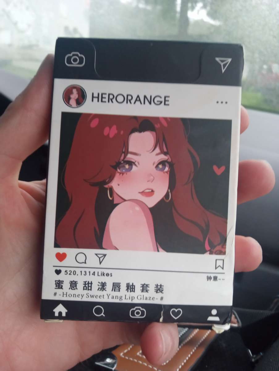 red honey sweet lip glaze