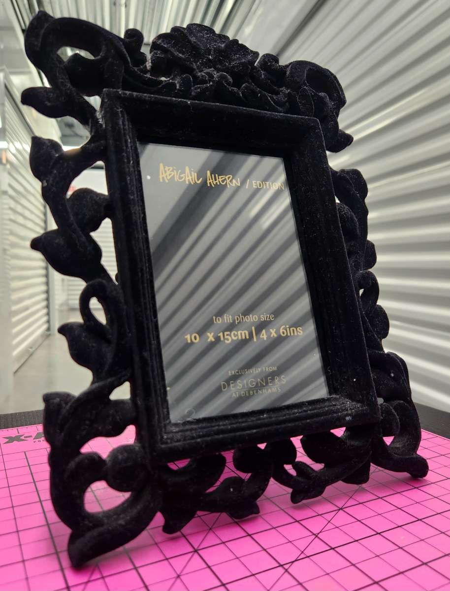 Abigail Ahern Black Velvet Baroque 4x6 Picture Frame