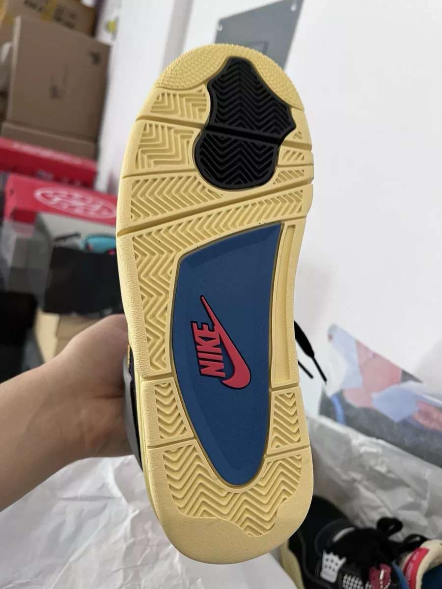 Jordan 4s x Union Off Noir