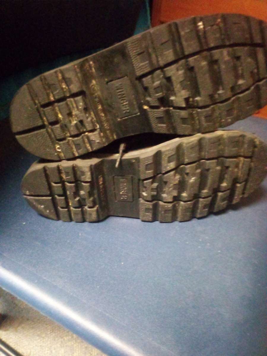 black steel toe winger boots