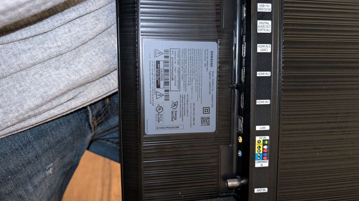 40 in Samsung Smart tv with remote