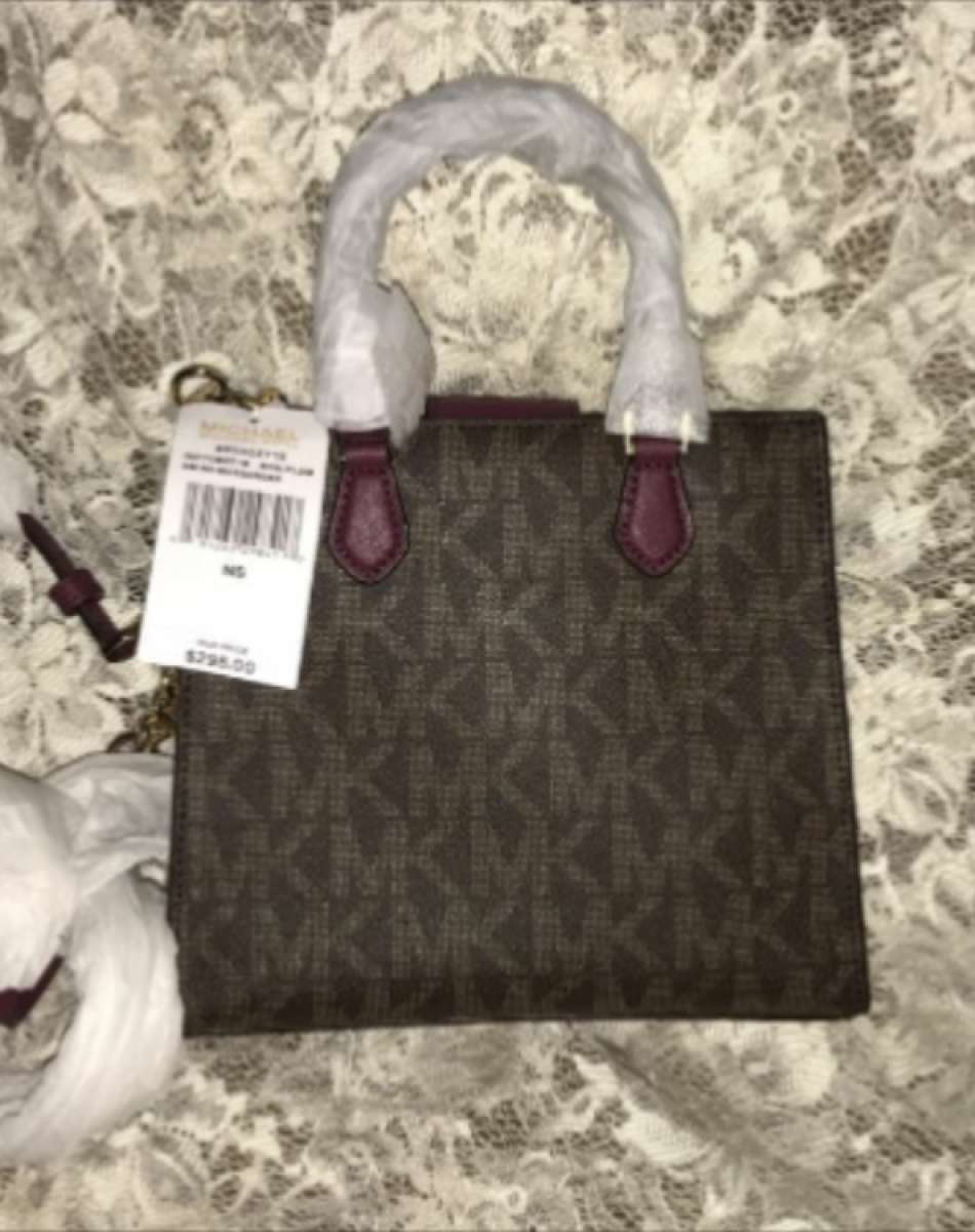 New MICHAEL KORS Bridgette Mini Messenger BrownPlum MK Logo
