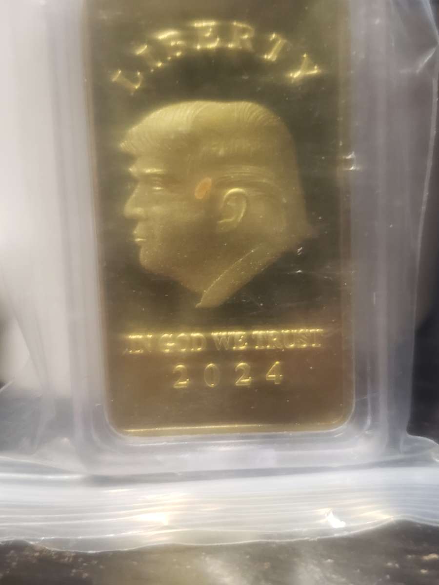 Donald trump bar