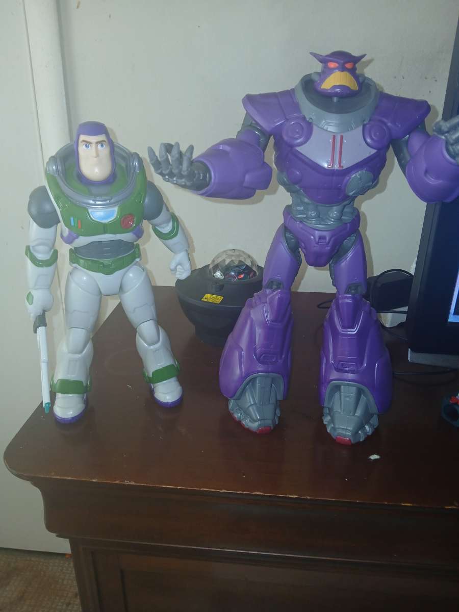 buzz n zurg