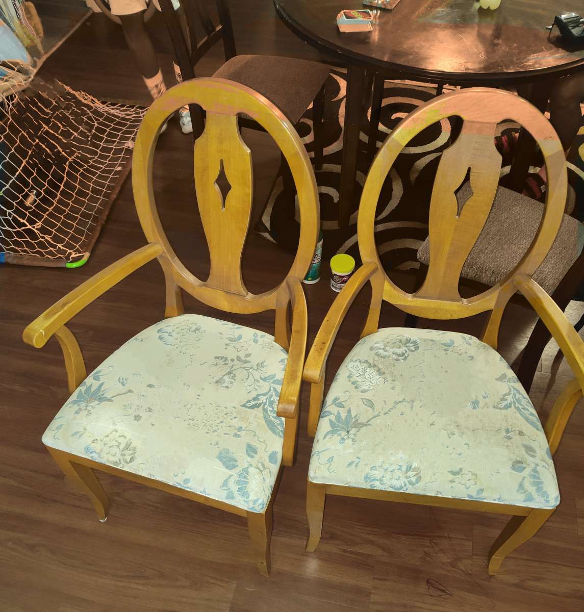 Set of 2 Ethan Allen Country Colore chairs