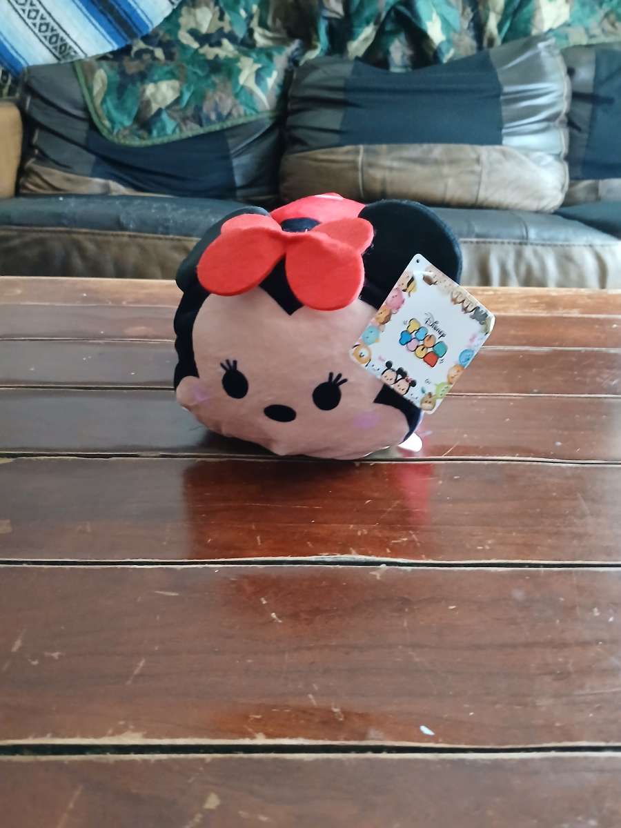 Disney Tsum Tsum Minnie Mouse 8 Inch Small Plush Toy