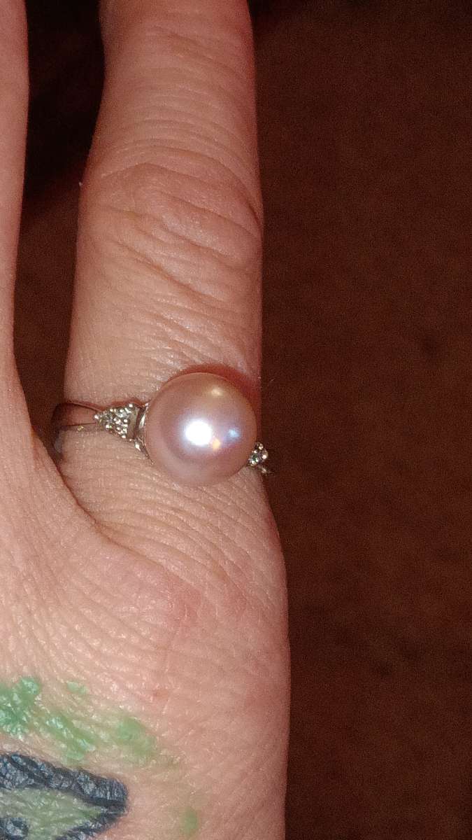 pink pearl with diamond stamped 925 and FIC