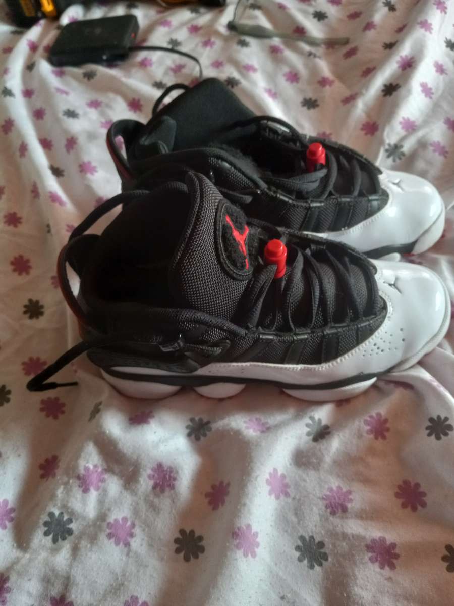Jordans 6  Rings Youth
