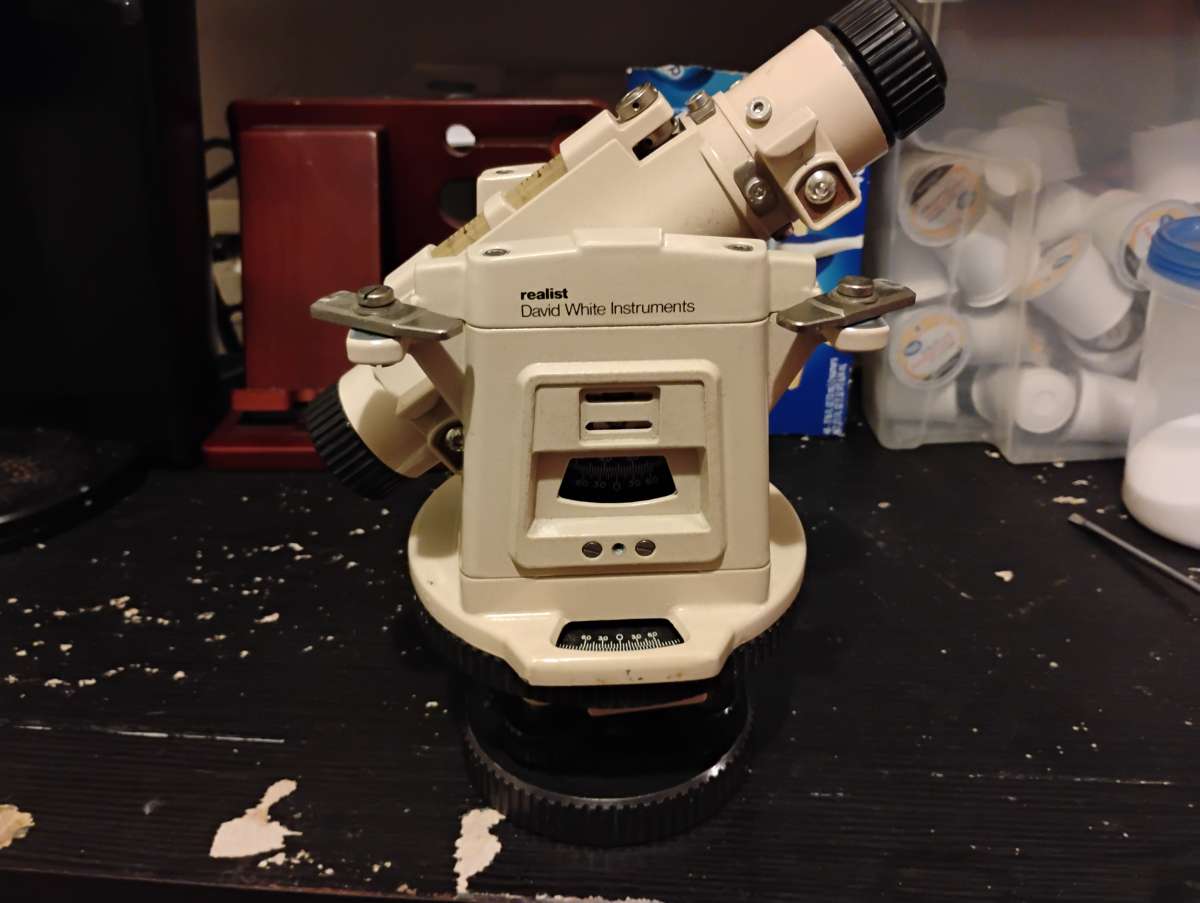 realist David white instrument