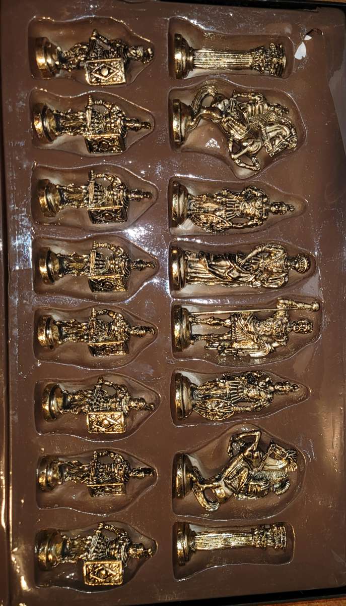 100 NEW Steel Chess Piece Set