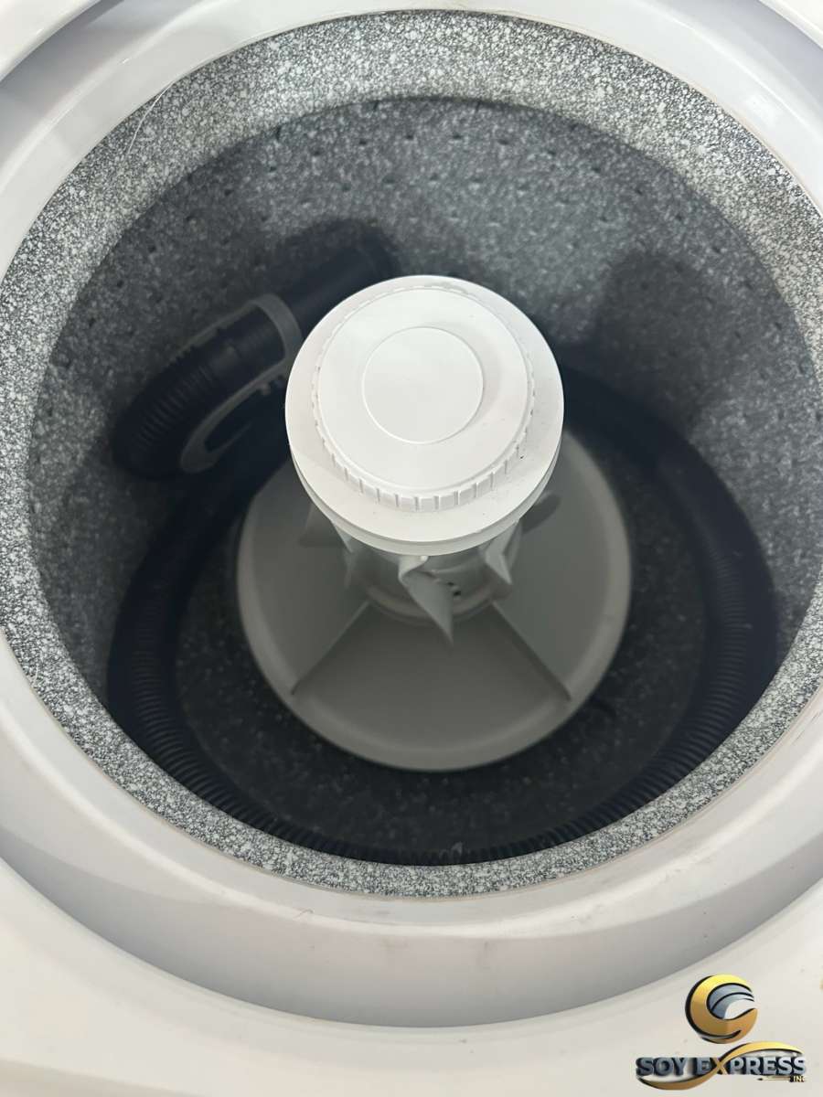 Whirlpool combo 24W washer and dryer stackable white color