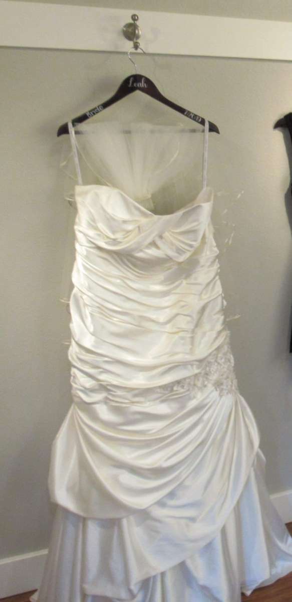 Mermaid Style Wedding Dress