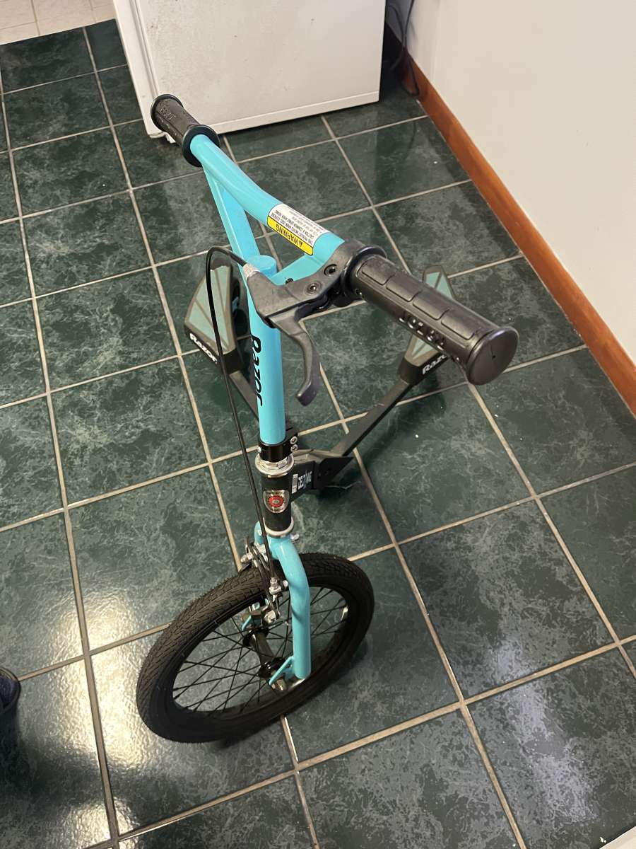 razor deltawing scooter