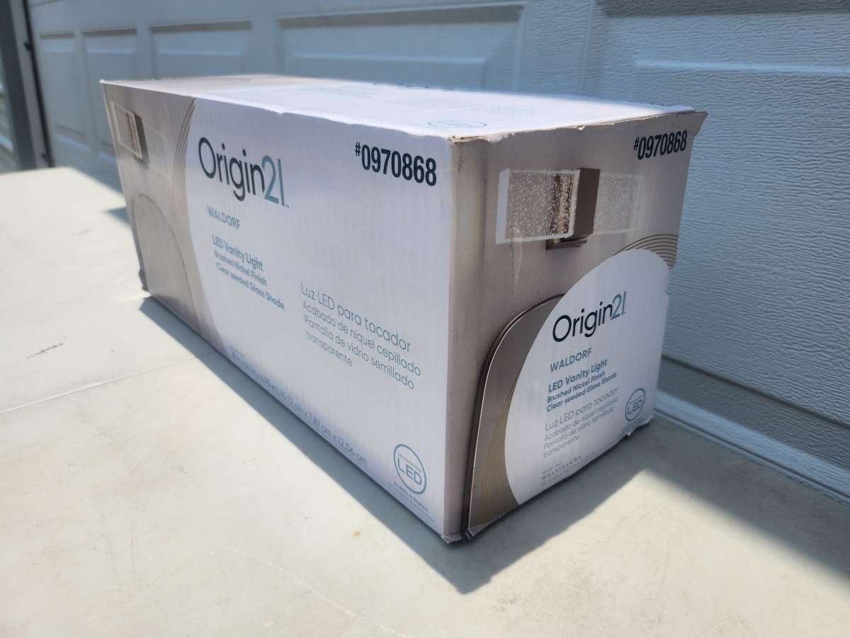 Origin21 Waldorf Vanity Light Bar BRAND NEW