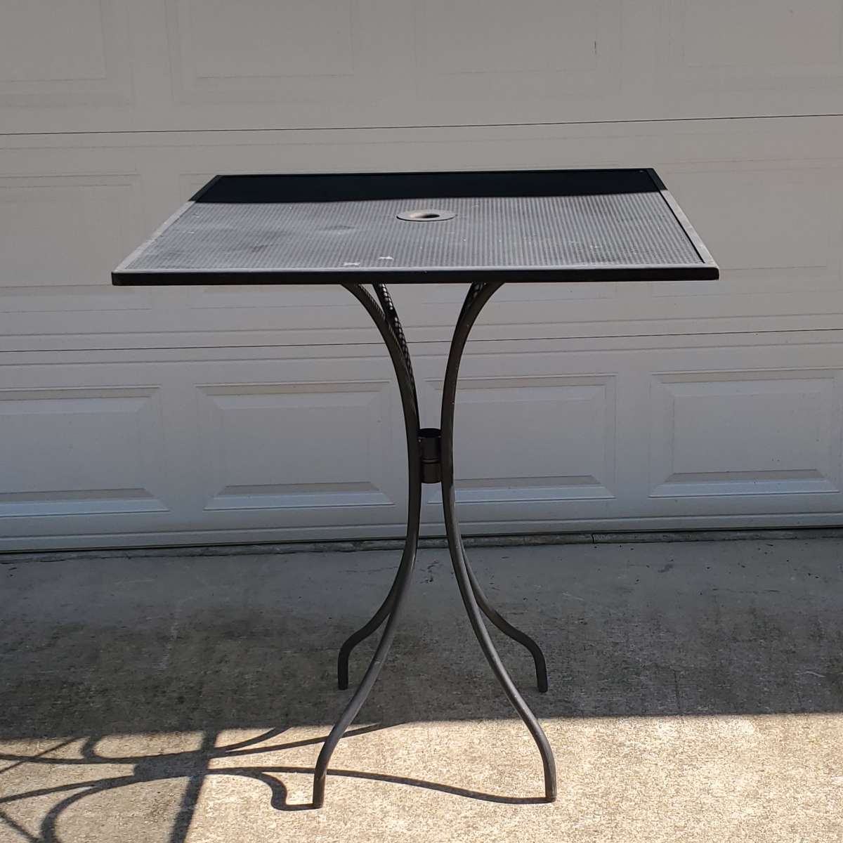 Bar Height Wrought Iron Table W Umbrella Hole 36x36x42