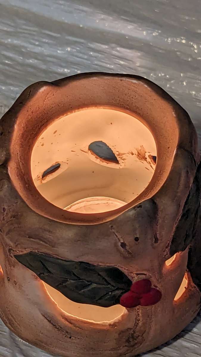 Unique Ceramic Hand Panted Wood Log Tea Light Candle Holder