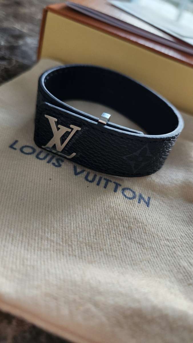 Louis Vuitton Slim Bracelet sz 21