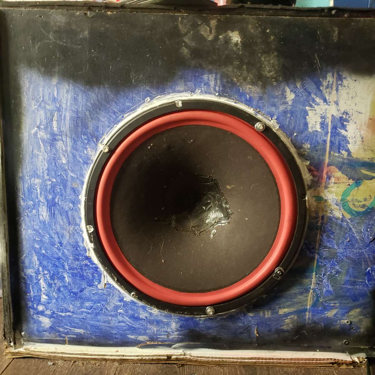 15 inch cerwin vega sub in box