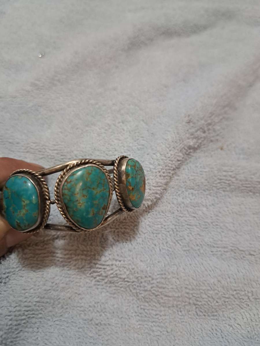 Northwest Native American turquoise bracelet silver