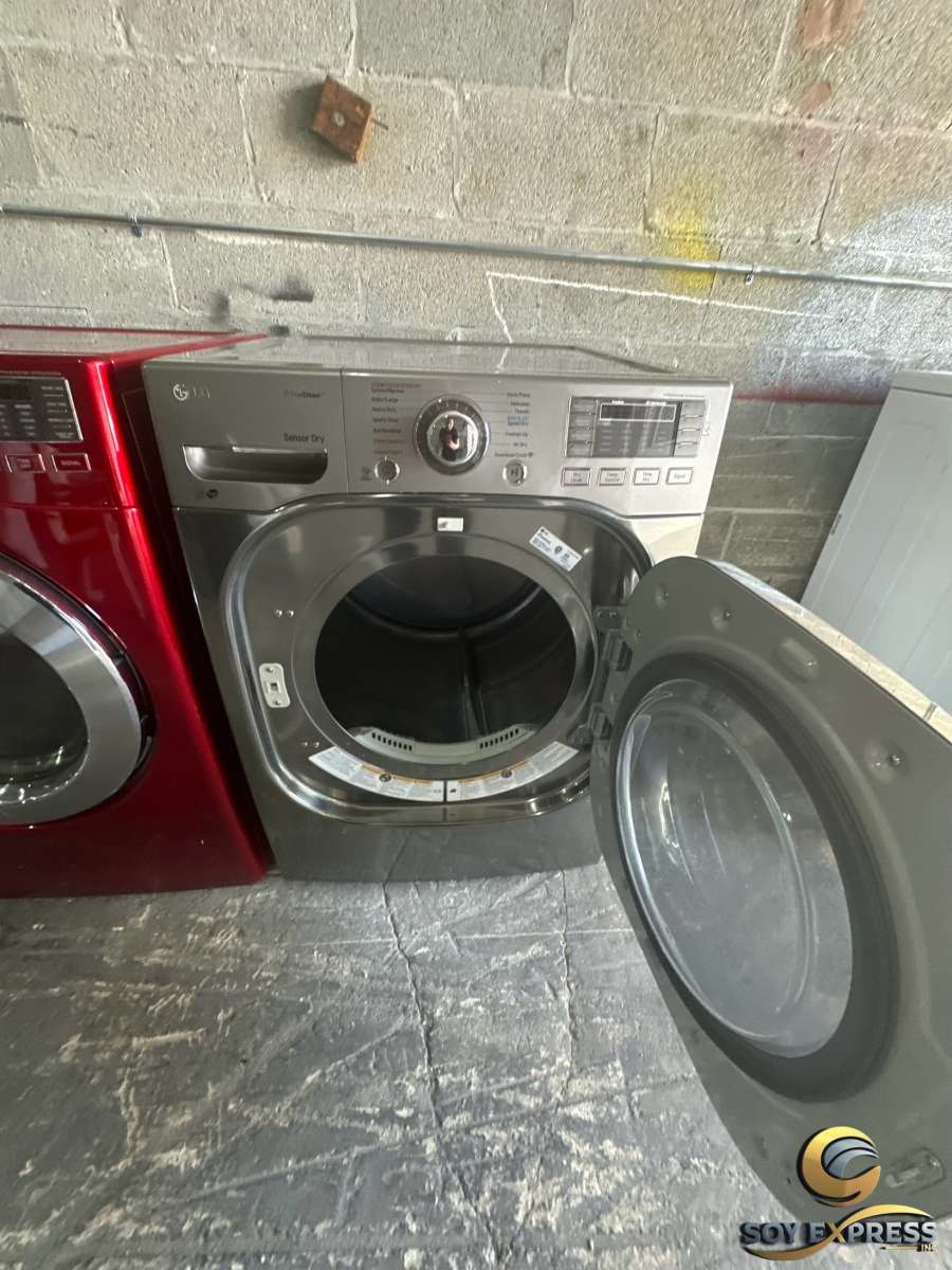 LG dryer electric with Steam