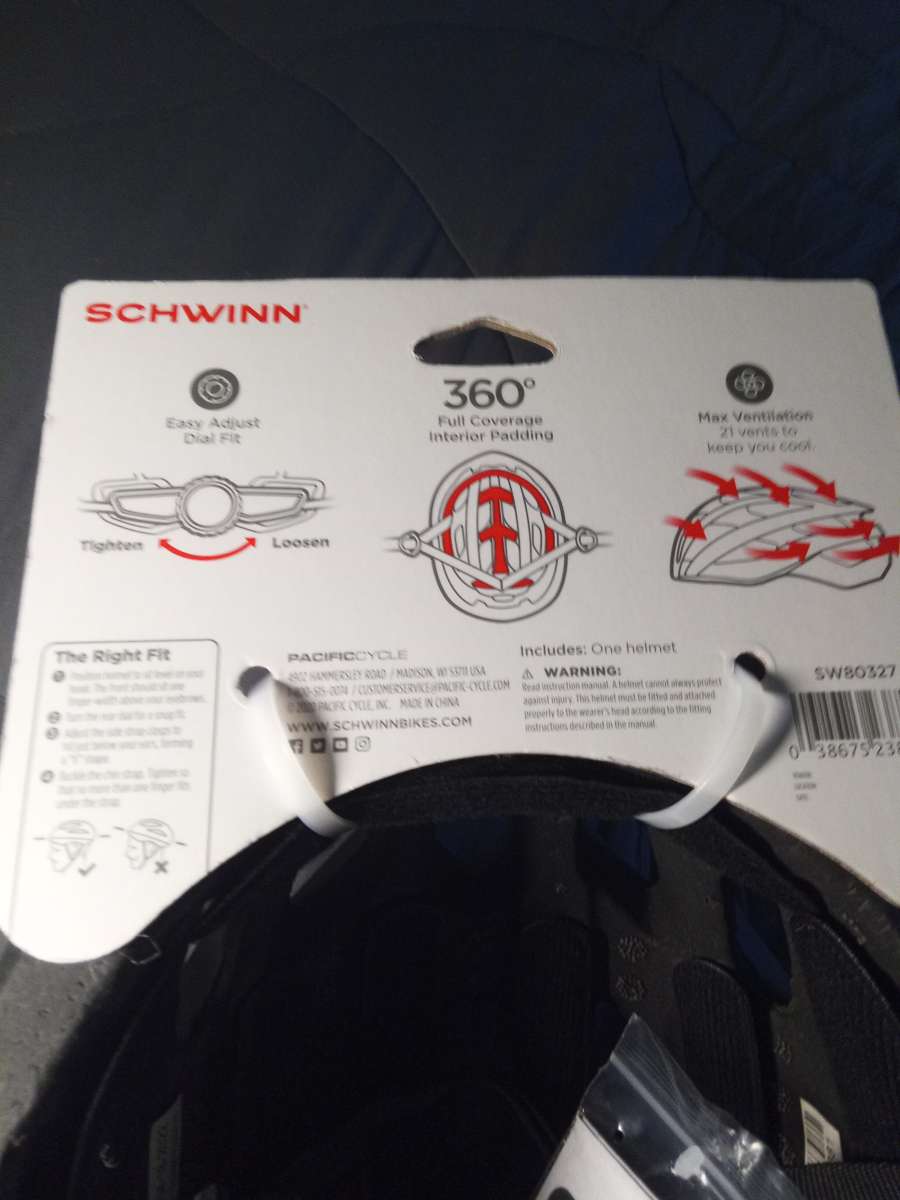 bike helmet Schwinn adult