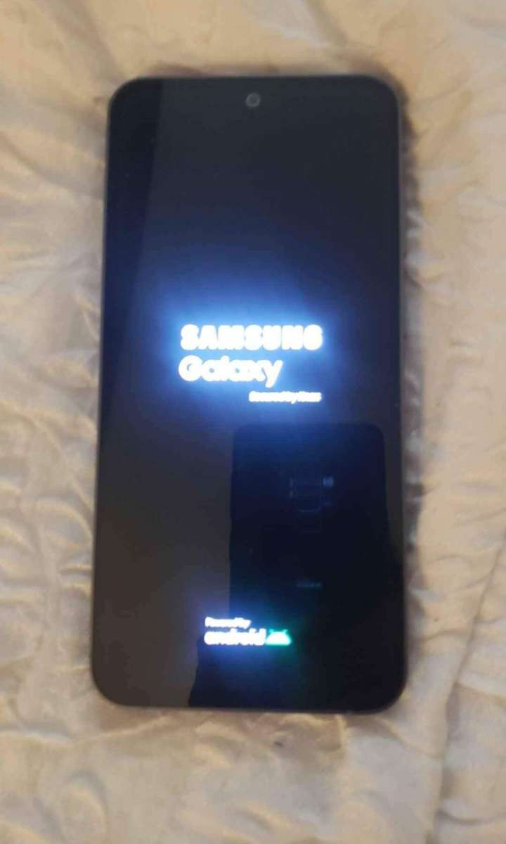 Unlocked Samsung Galaxy S23 Fe