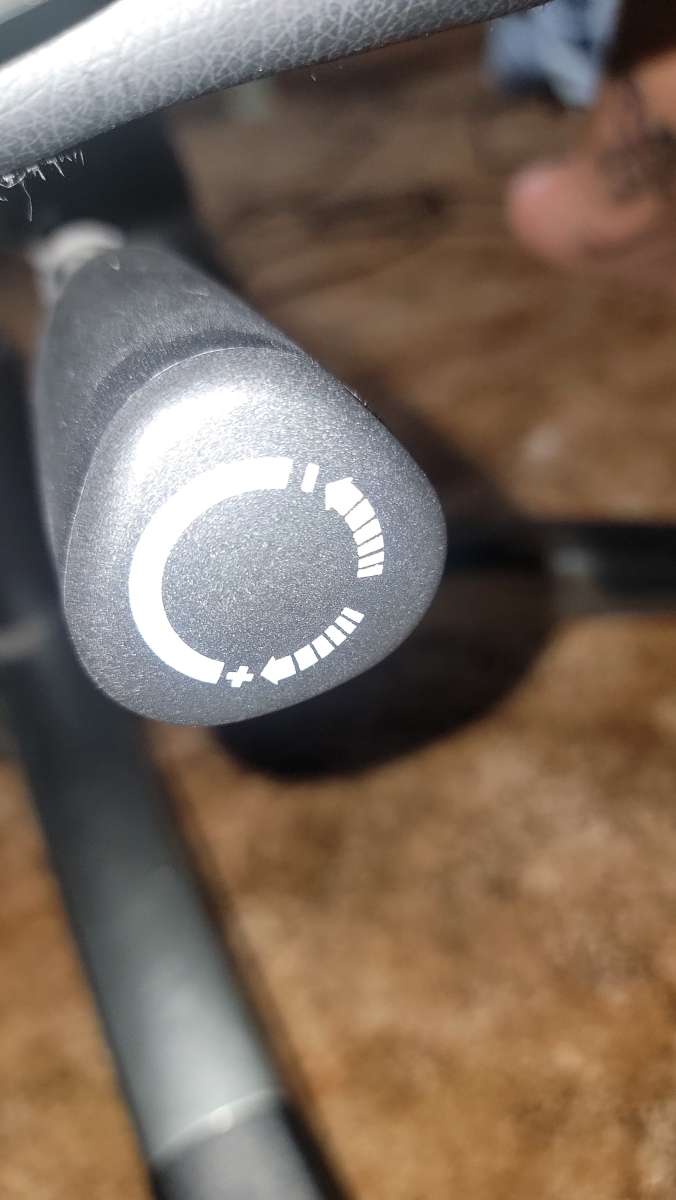 Executive Rolling chair