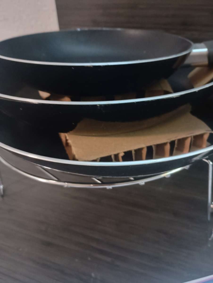 pans  skillets