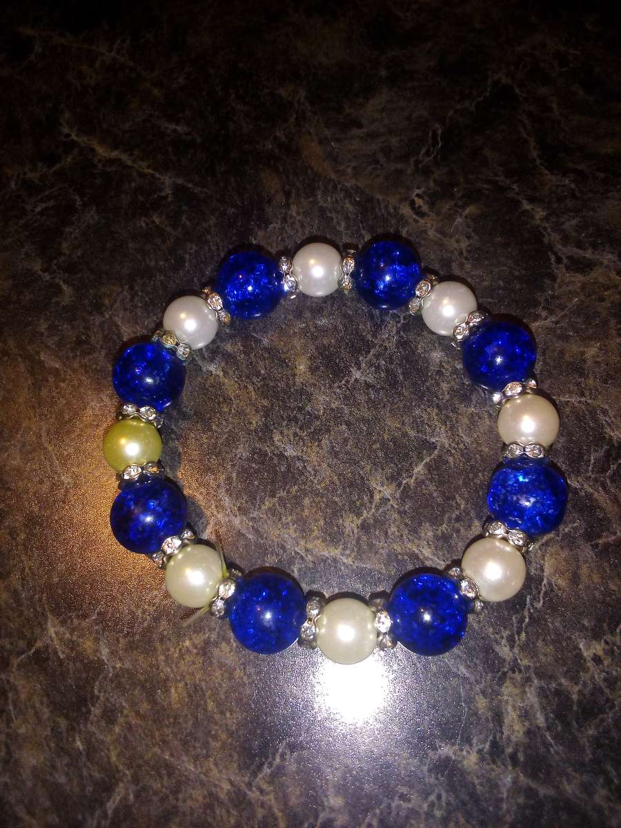 Handmade bead bracelet