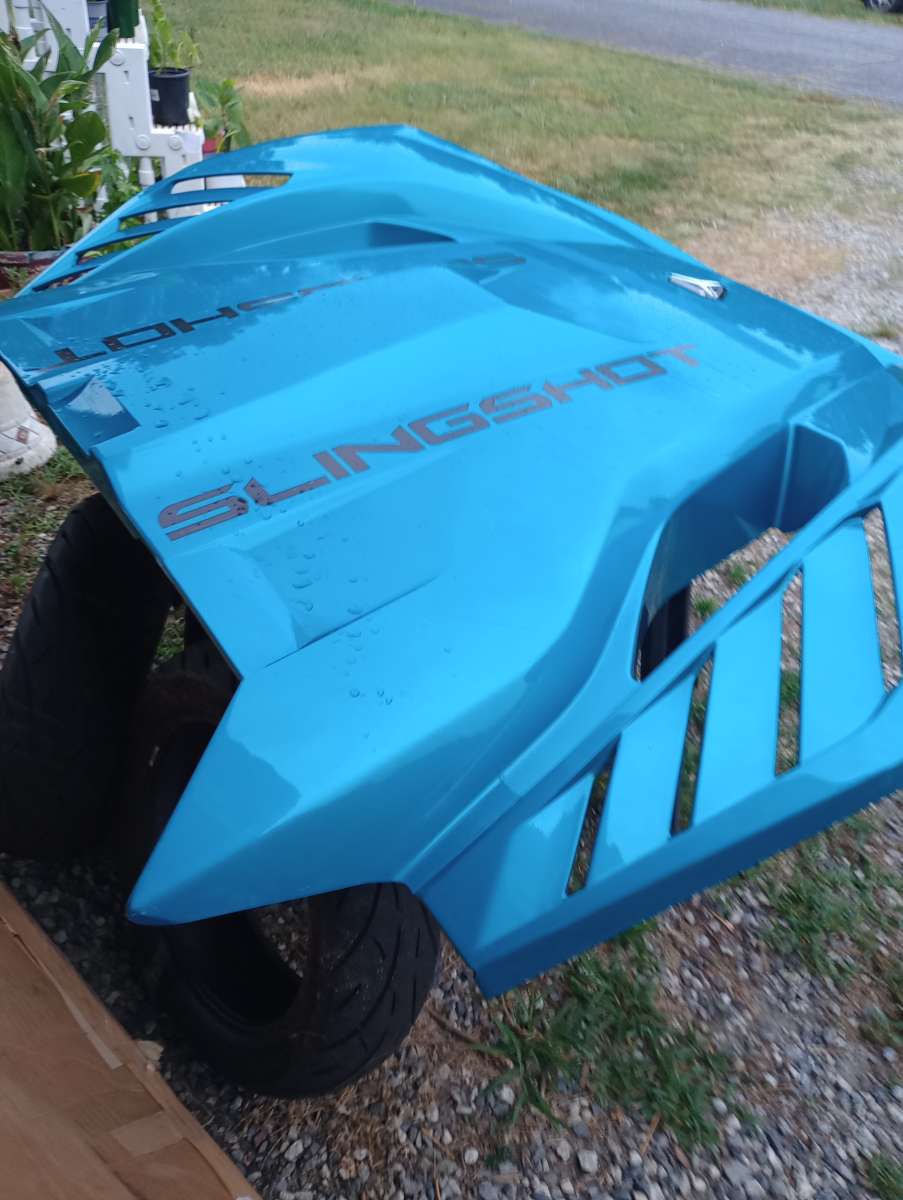 2023 Polaris slingshot roushe edition hood