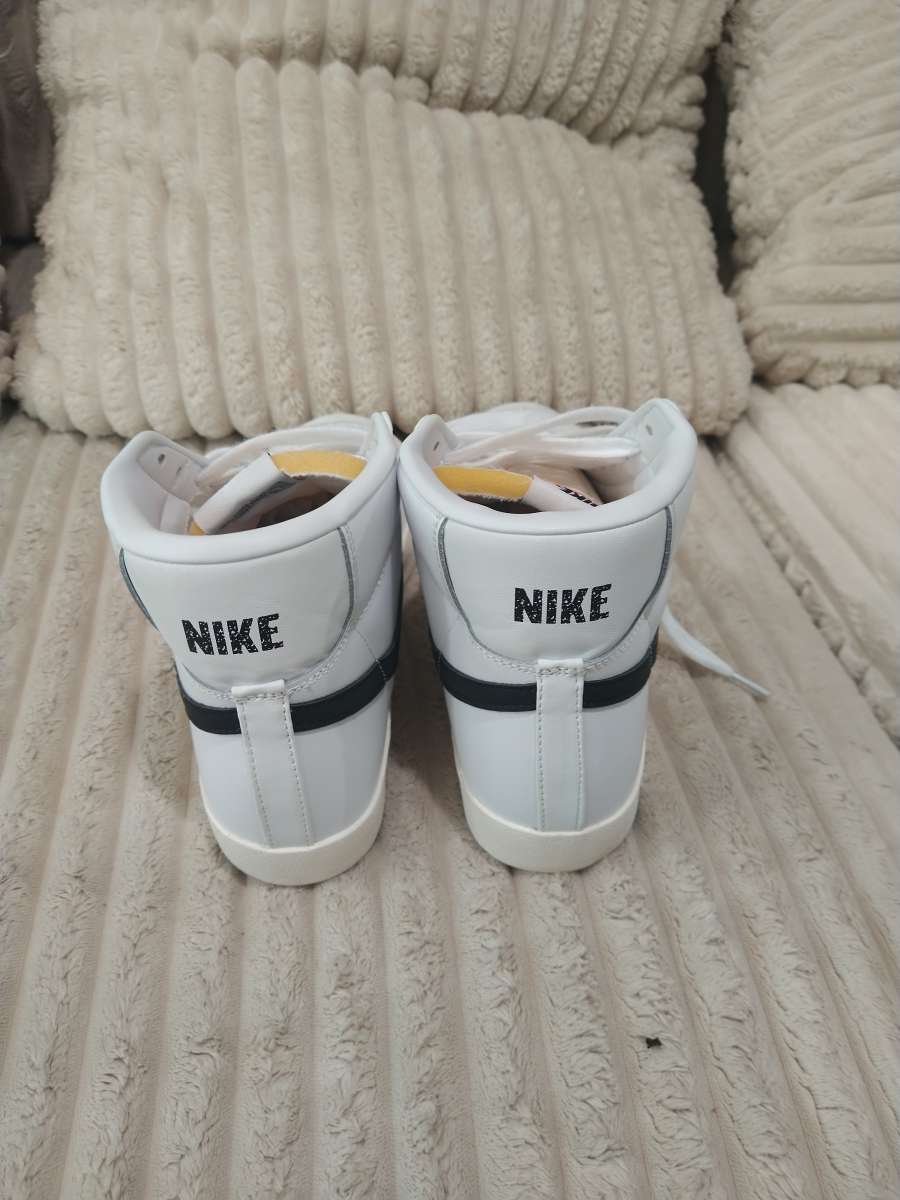 Nike Blazers mens size 11