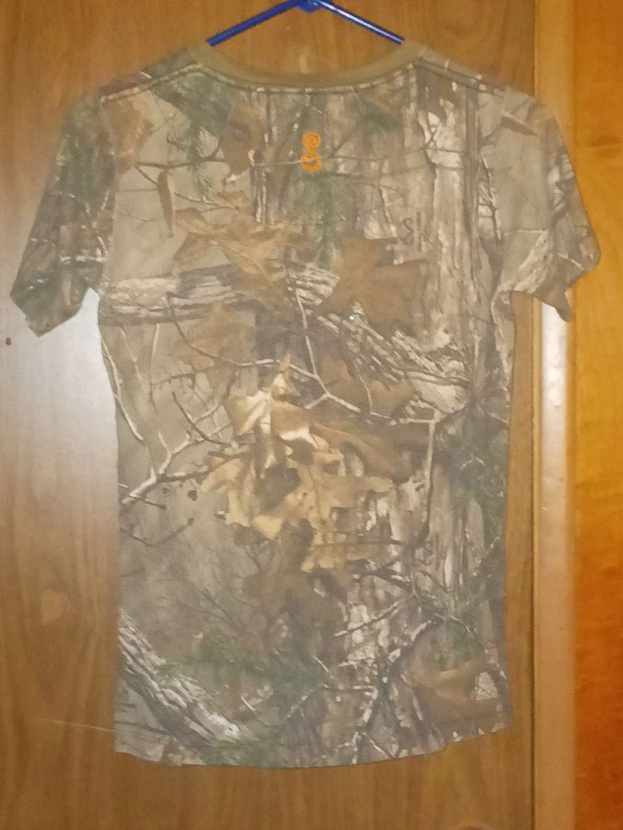 Womens camo t shirt