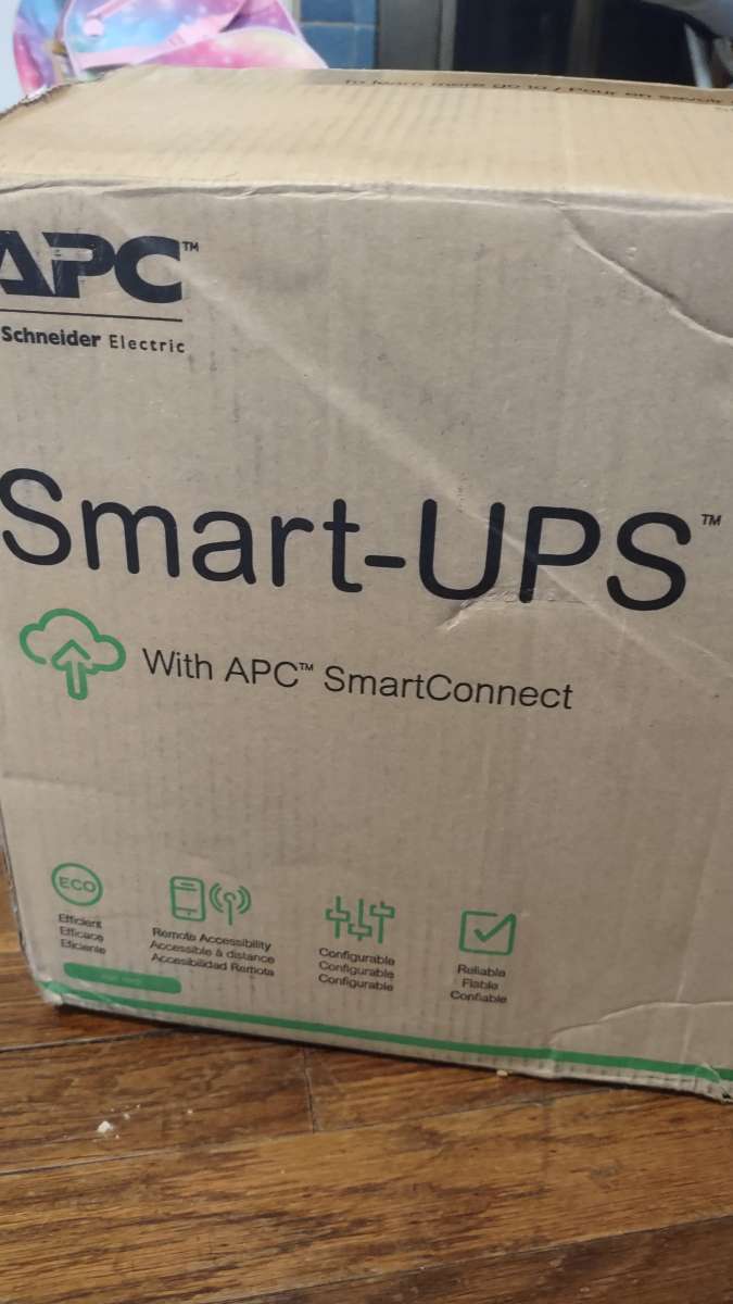 Smart UPS with Smart Connect 1500 VA