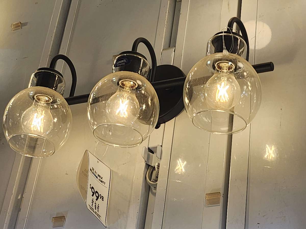 Quoizel Melbourne 3 Light Vanity Light