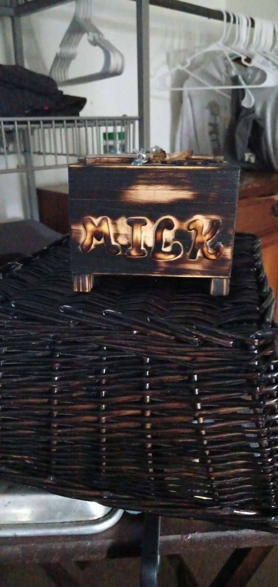 hand crafted box Rubin county themed