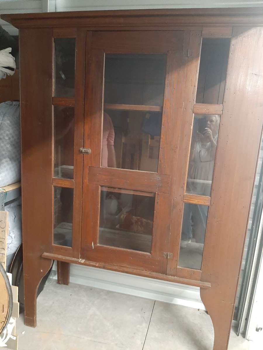 Large display case