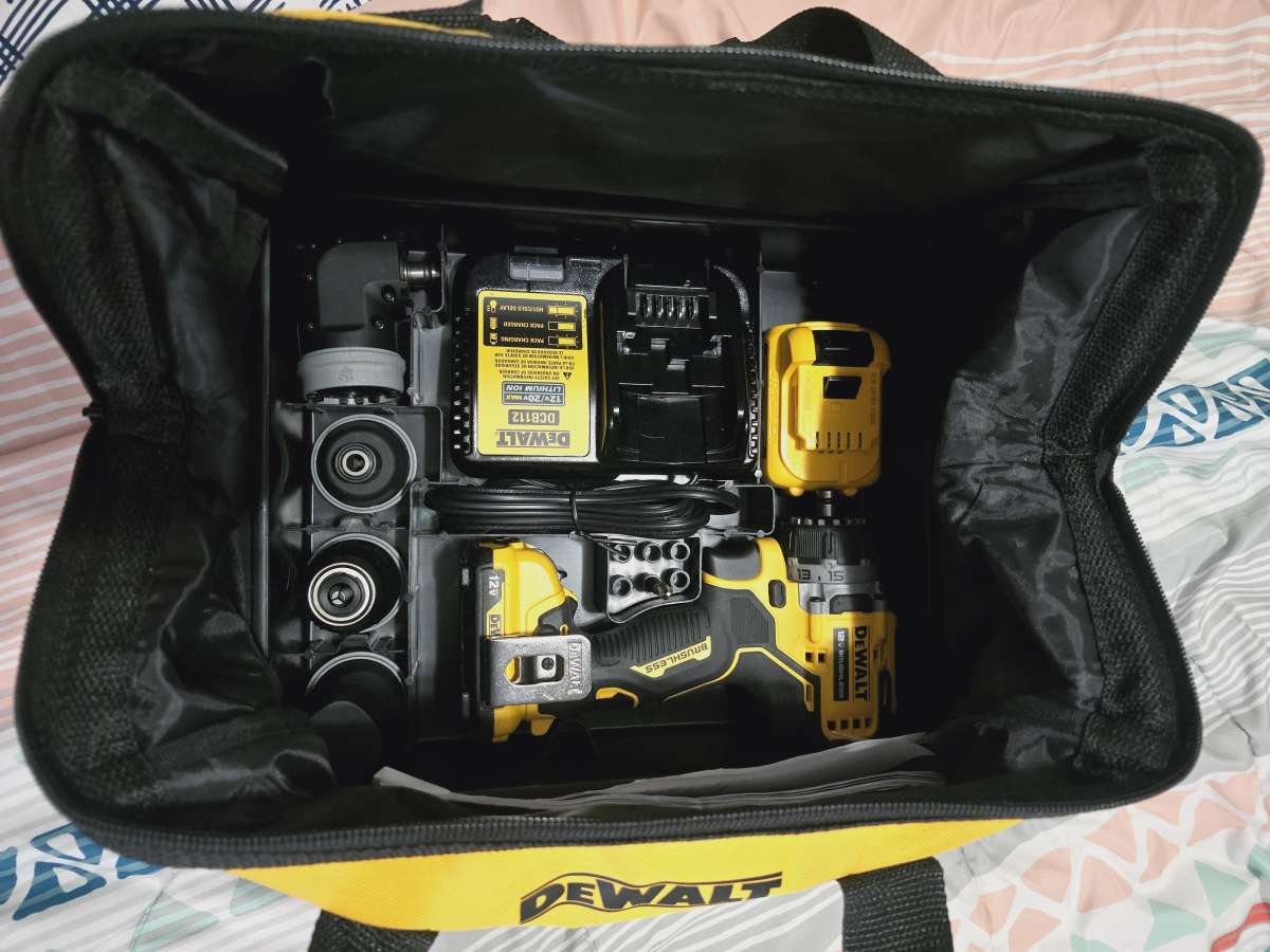DEWALT drill driver kit