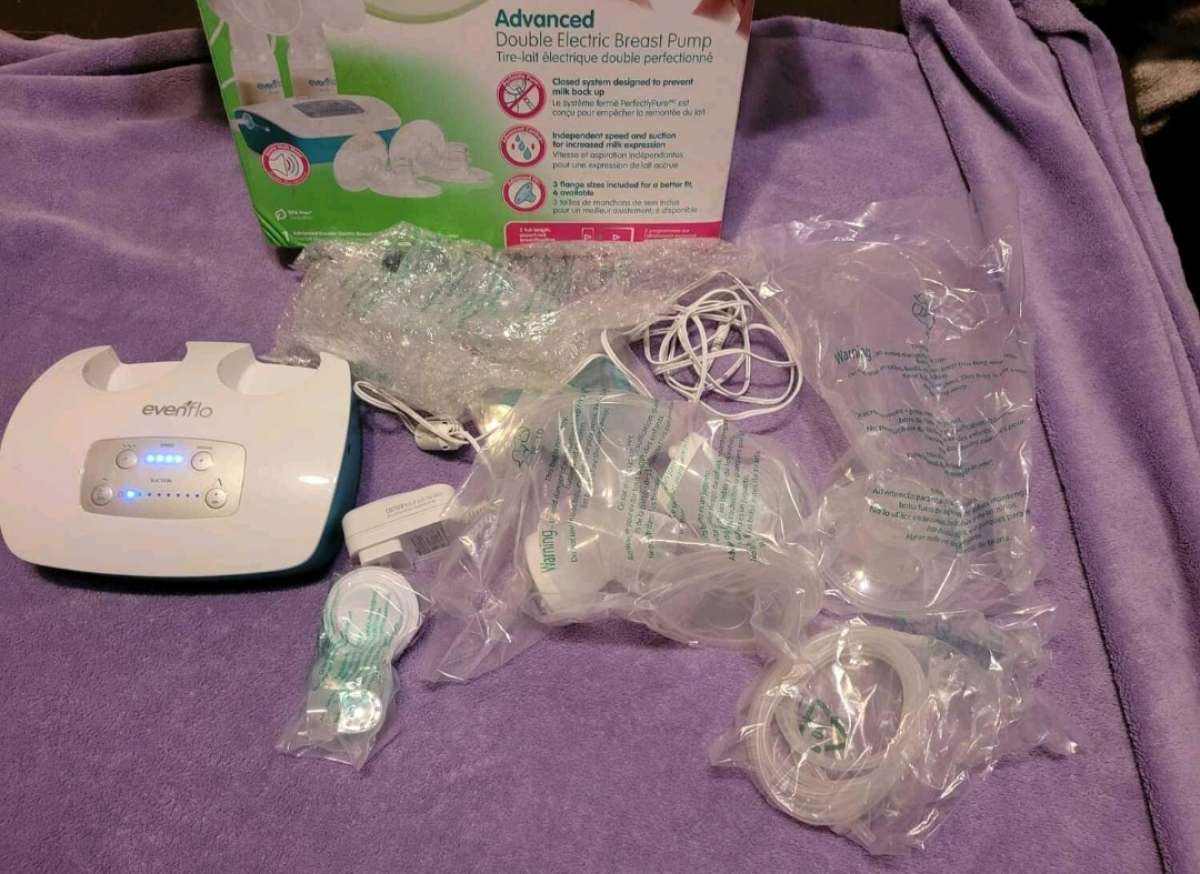 NEW EVENFLO DOUBLE BREAST FEEDING PUMP