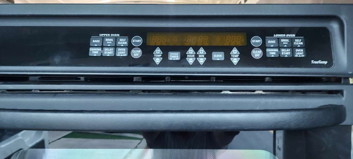 lgGE 30 BuiltIn Double Wall Oven And Over The Range